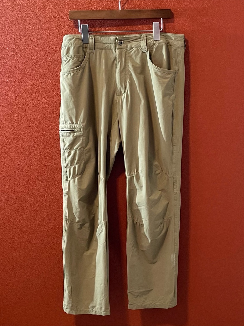 Patagonia Men’s Quandary Ash Tan All Season Gorpcore Water Repellent Pants